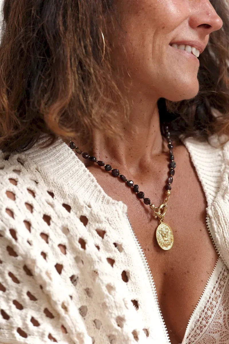 collier saba grenat