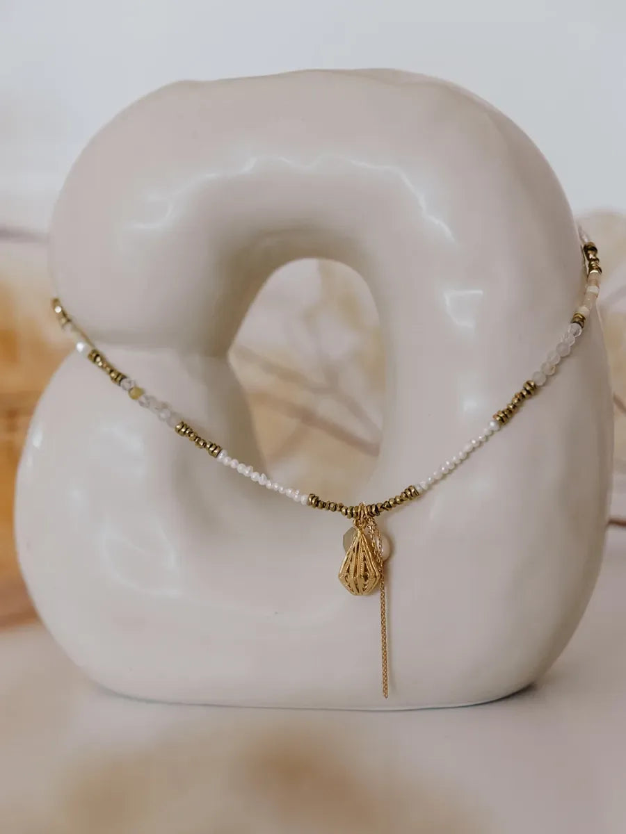 bracelet multitours ou collier freya quartz rutile et nacre et perles