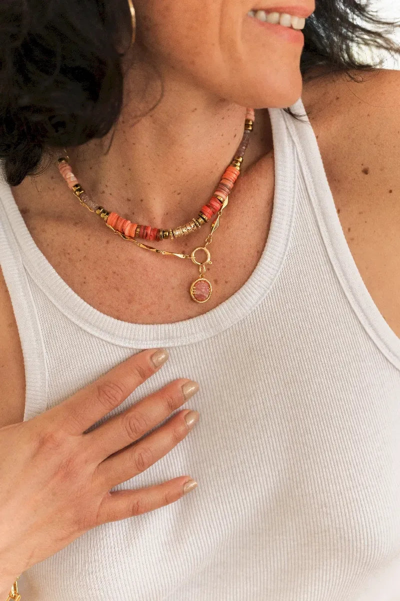 Collier en rhodochrosite, vue 3 - Paulette Quincaillerie
