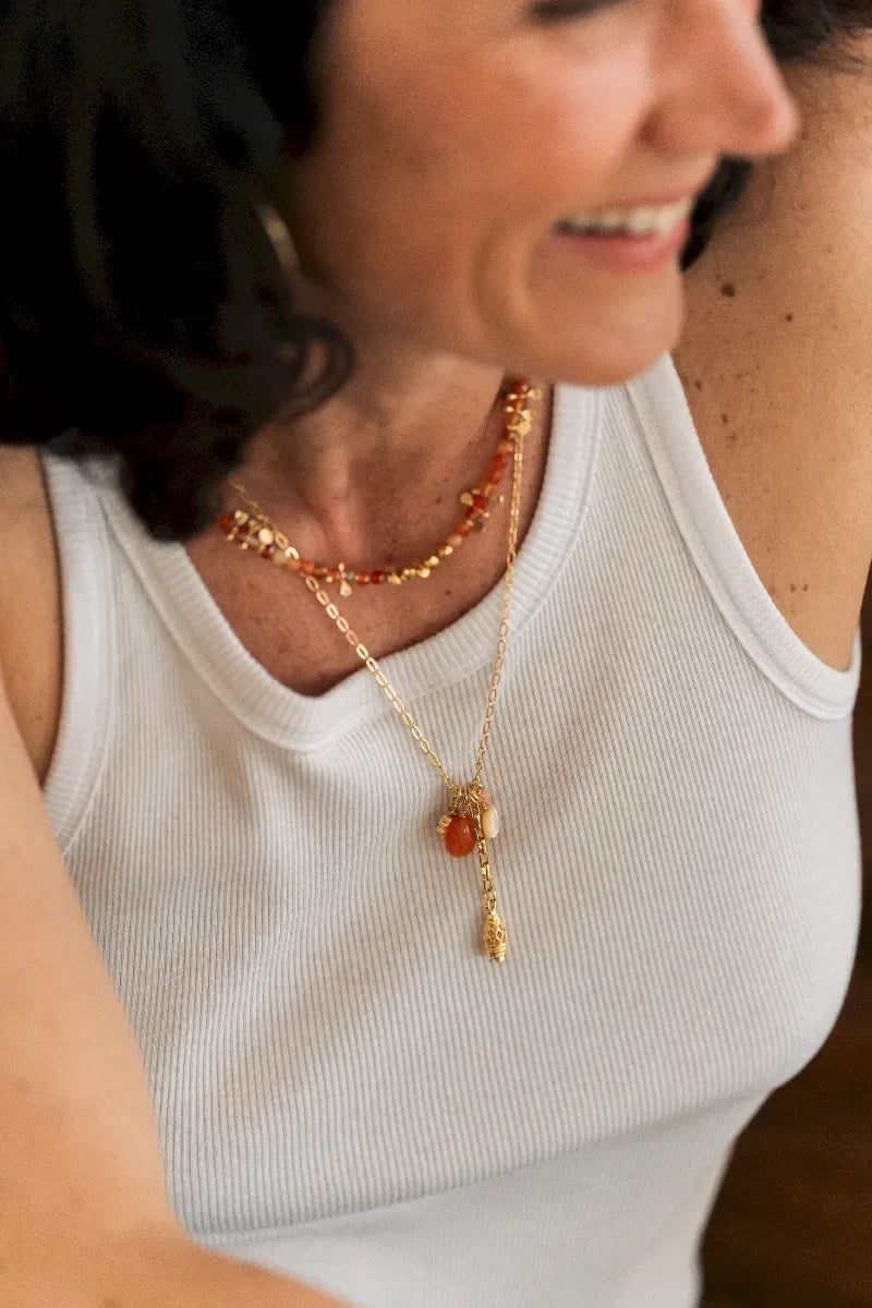 Collier en cornaline, vue 2 - Paulette Quincaillerie