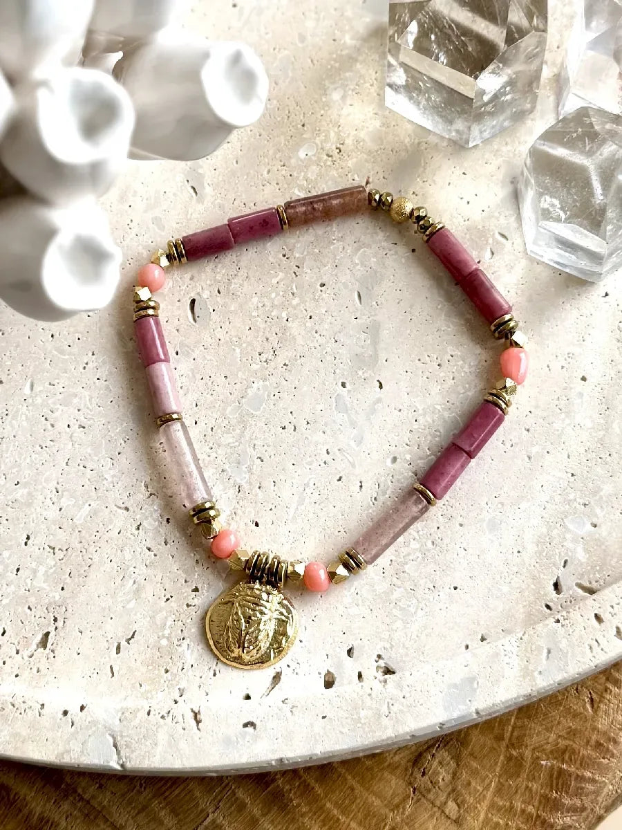 Bracelet en quartz fraise, vue 3 - Paulette Quincaillerie