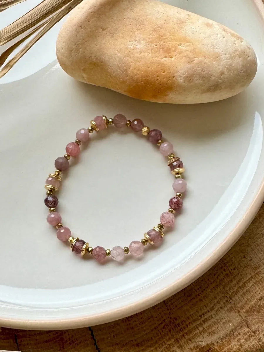 bracelet élastique en quartz fraise