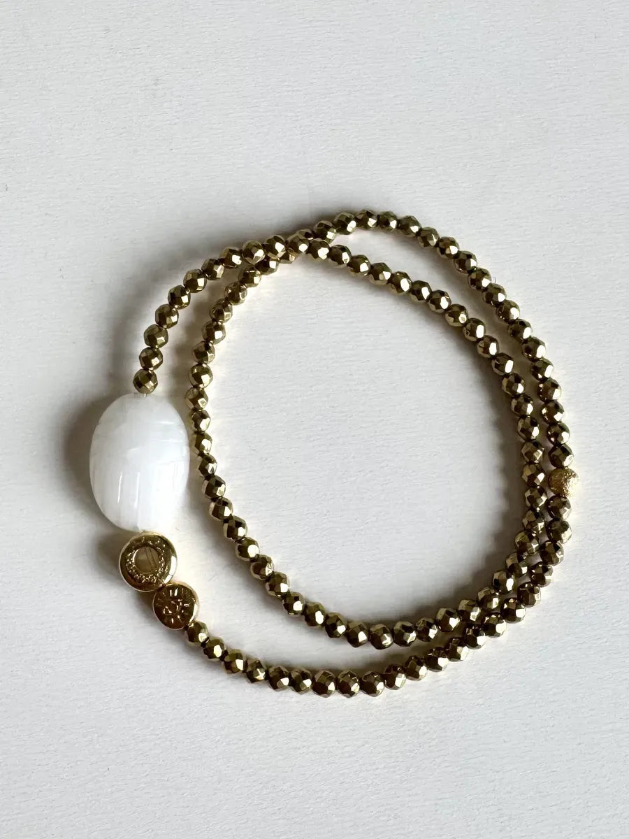 BRACELET SCARABÉE OPALE AUSTRALIENNE CRÉATRICE MADE IN FRANCE PAULETTEQUINCAILLERIE