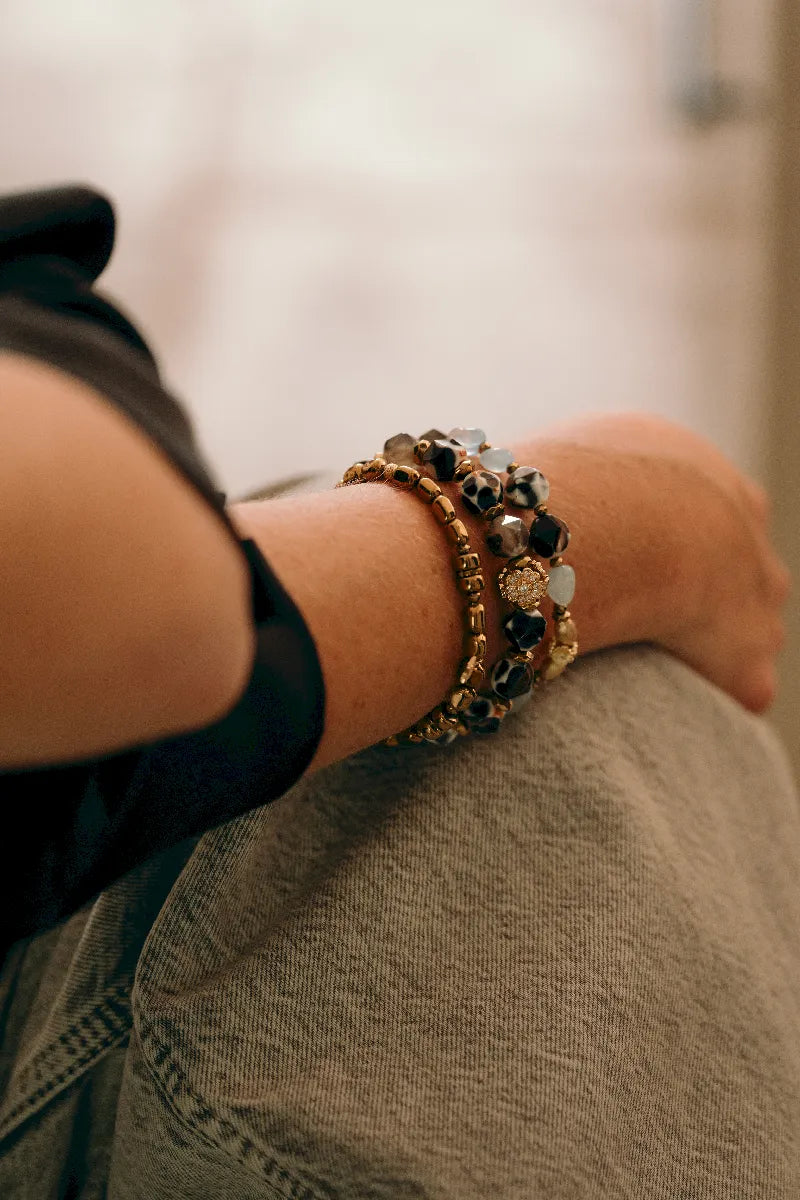 bracelet élastique en agate brésiliennes bleu nuit et chocolat et fleur zircon