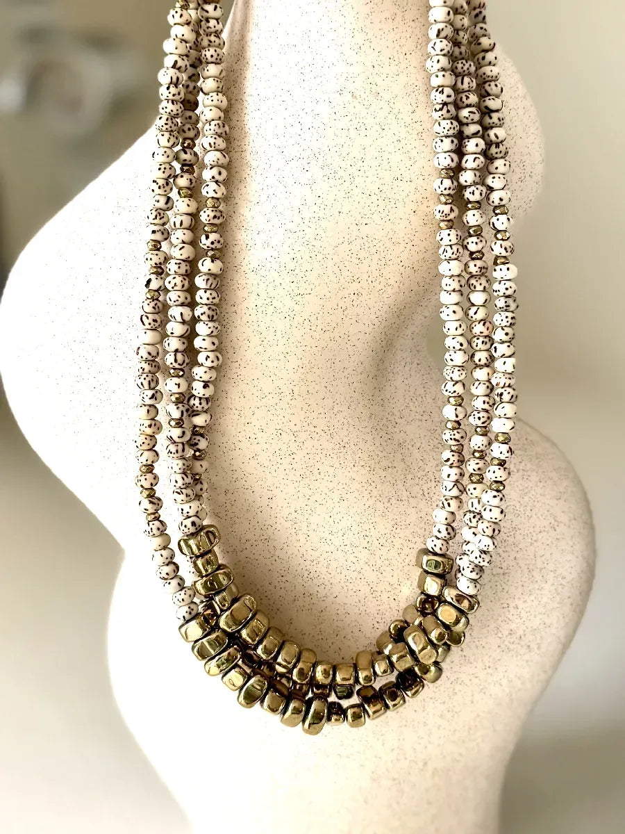 Collier en hématite, vue 6 - Paulette Quincaillerie