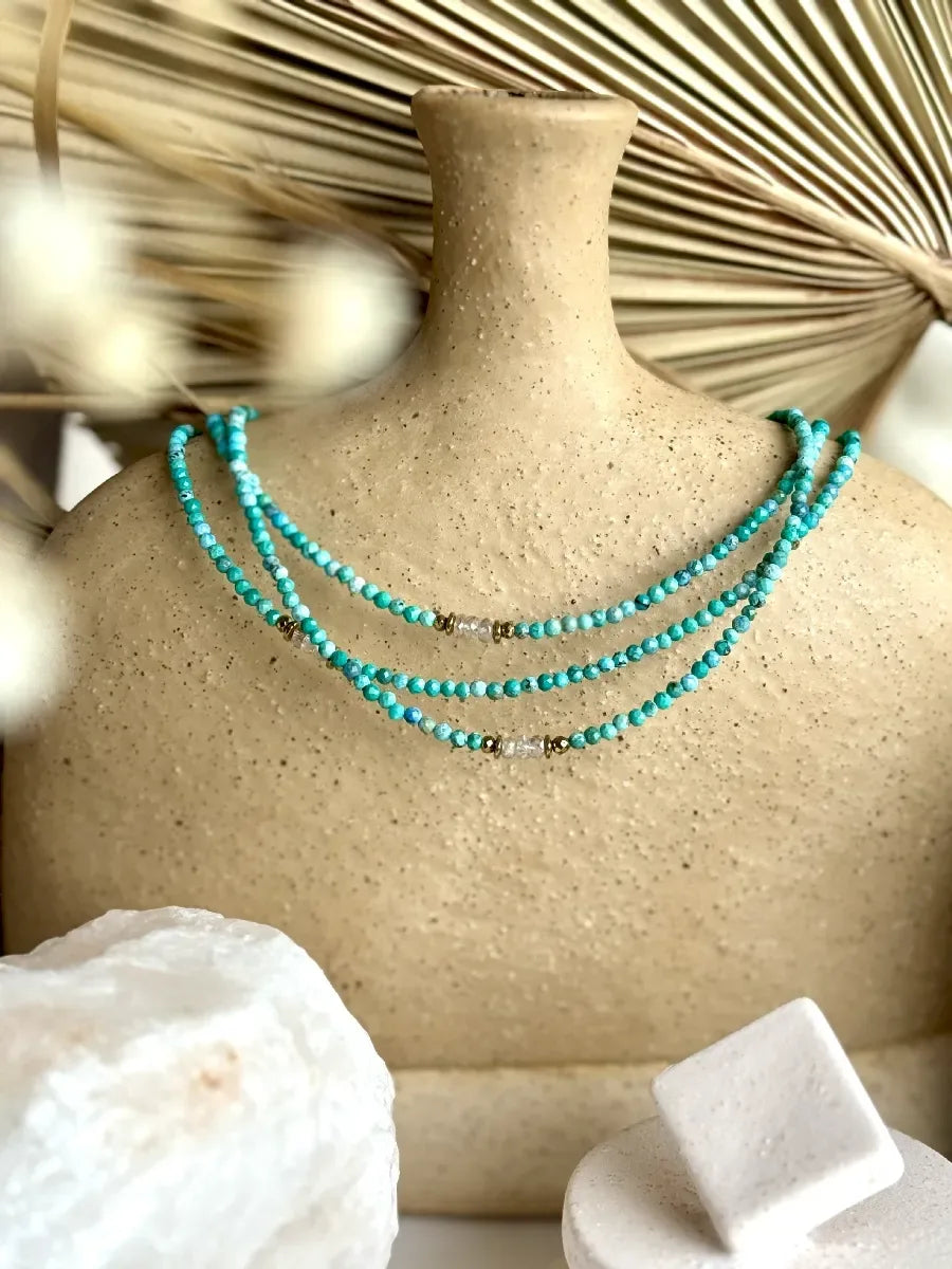 collier diamant et chrysocolle