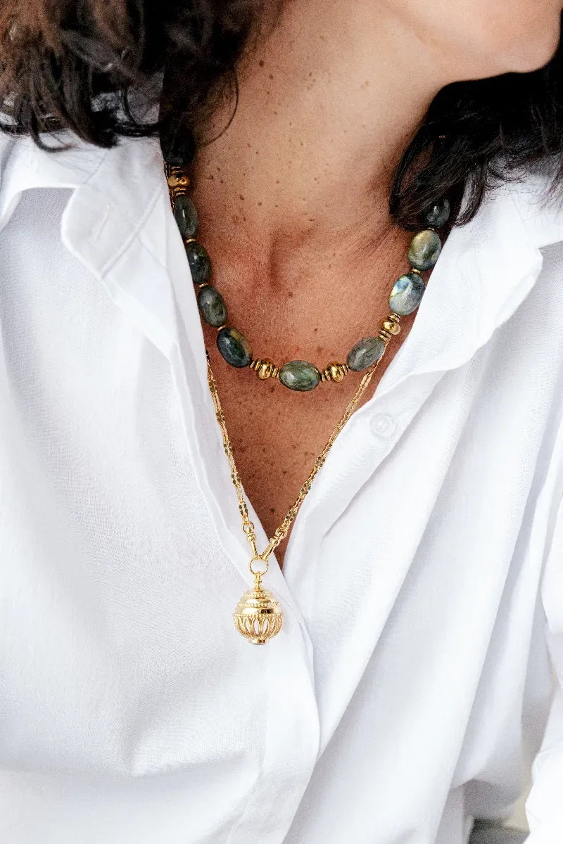 Collier en labradorite, vue 2 - Paulette Quincaillerie