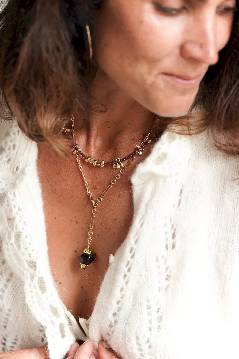 collier grenat