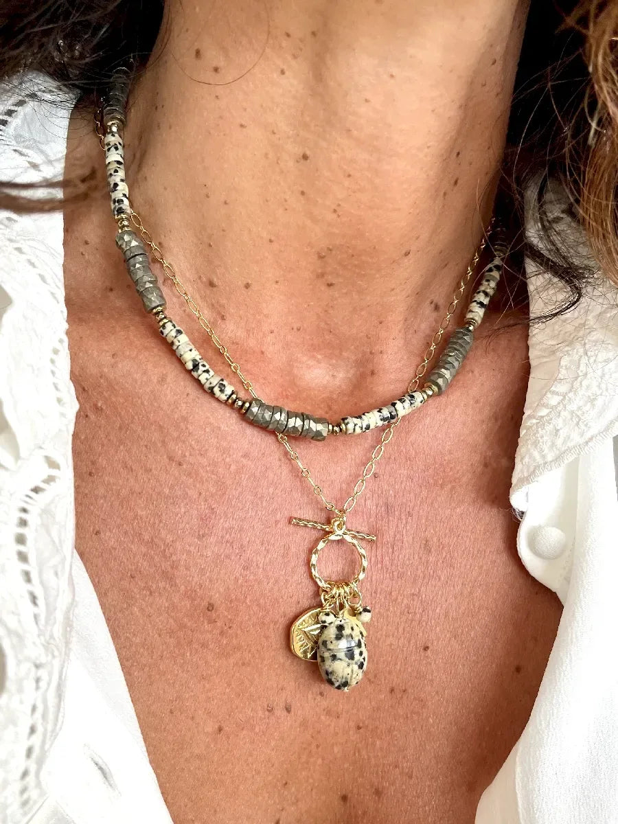 Collier en jaspe dalmatien, vue 3 - Paulette Quincaillerie