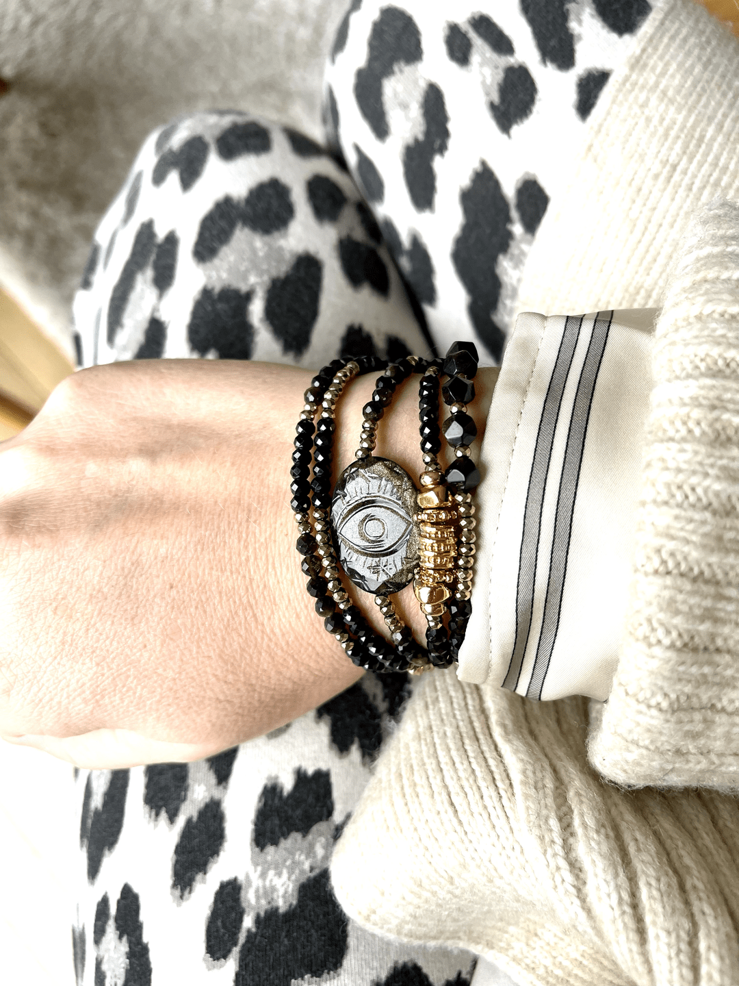 Bijou multitours en obsidienne dorée - Paulette Quincaillerie