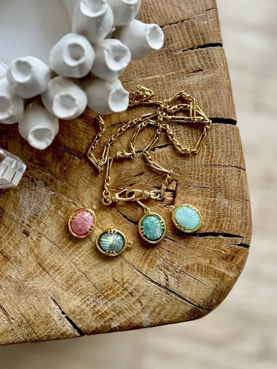 Charms en labradorite - Paulette Quincaillerie