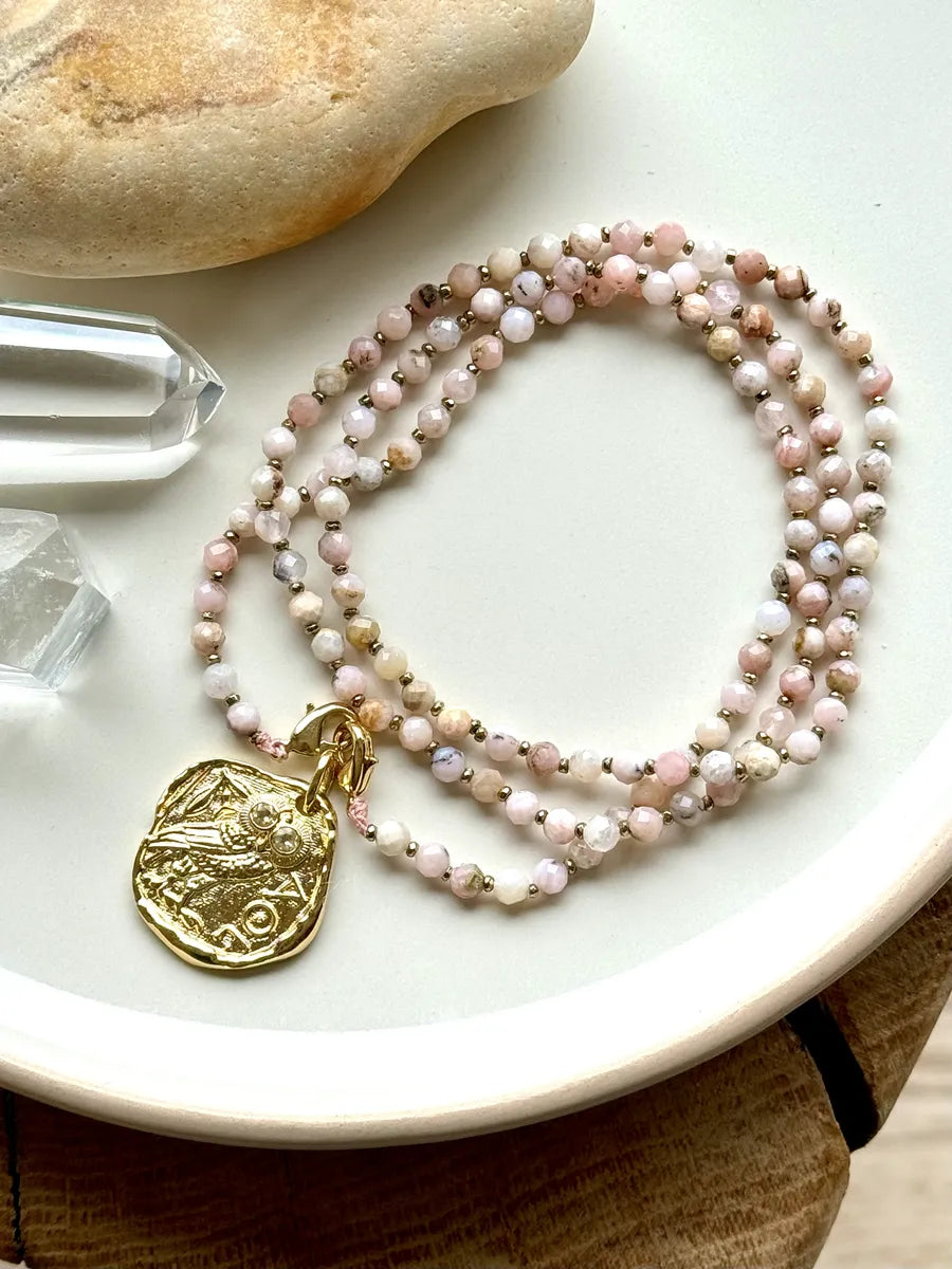 Sautoir en opale rose, vue 3 - Paulette Quincaillerie