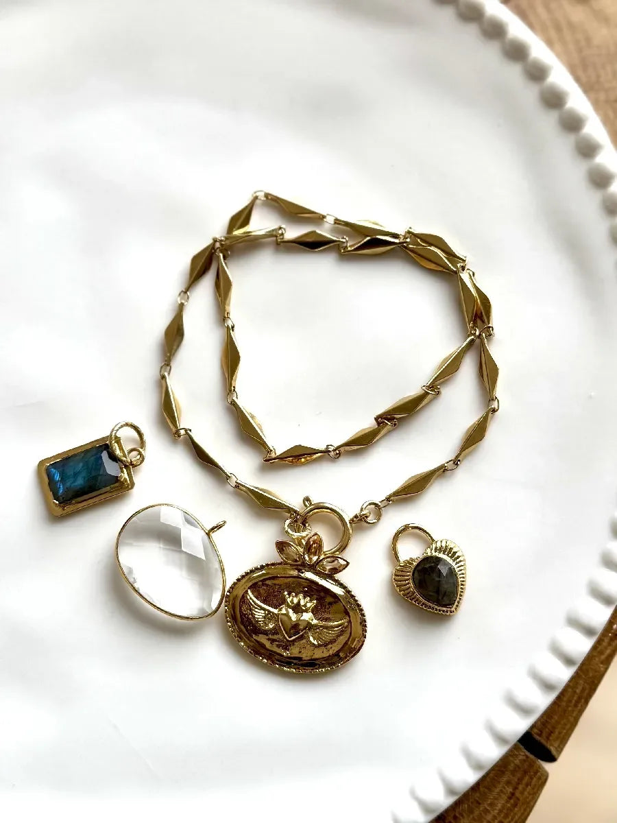 Collier, vue 8 - Paulette Quincaillerie