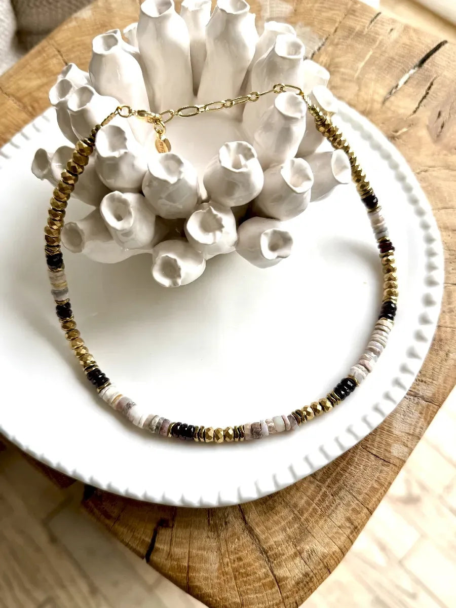 Collier en grenat, vue 5 - Paulette Quincaillerie