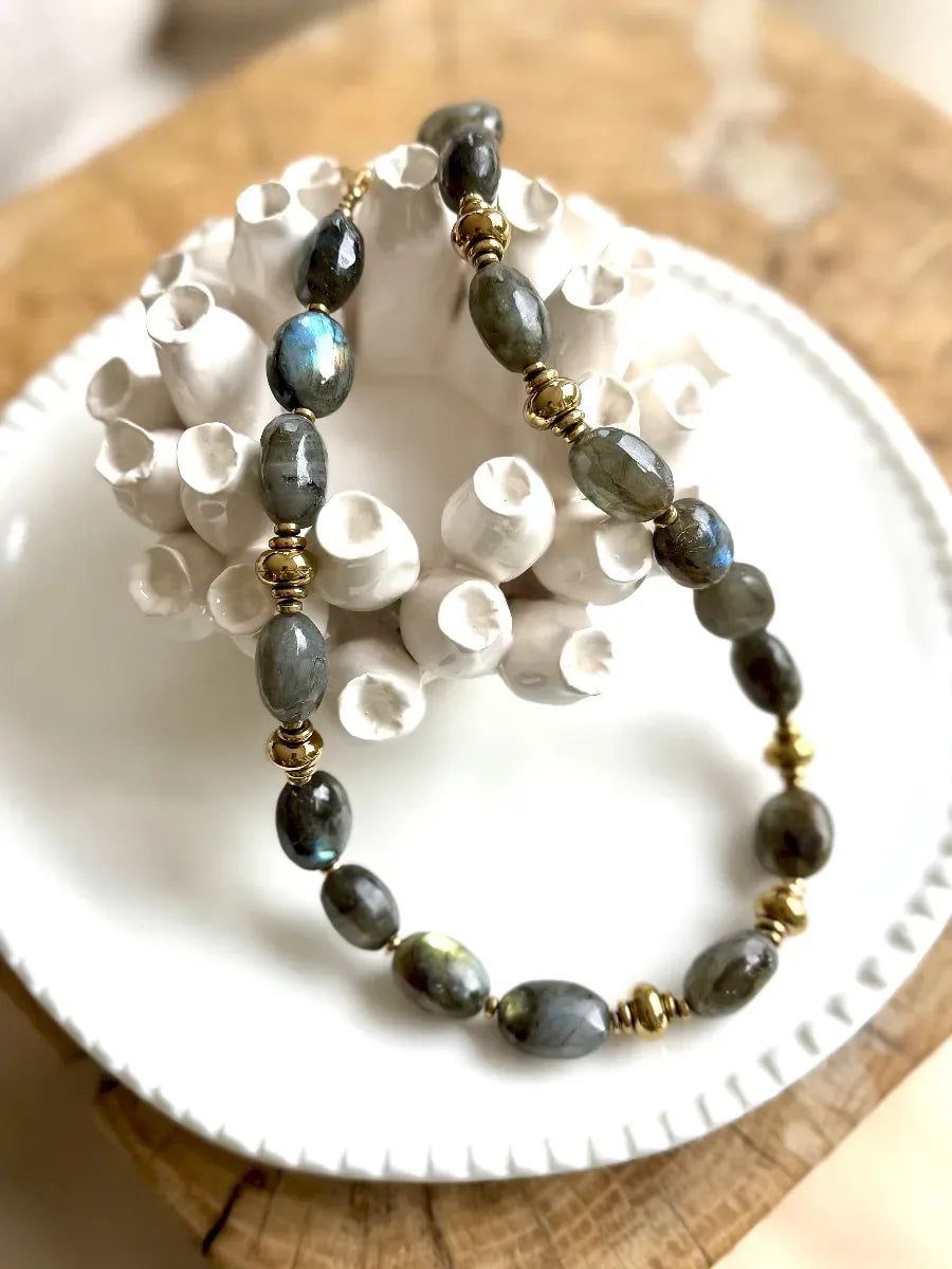 Collier en labradorite, vue 6 - Paulette Quincaillerie