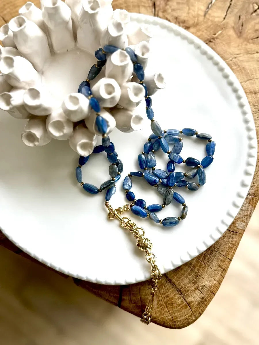 Sautoir en cyanite, vue 2 - Paulette Quincaillerie