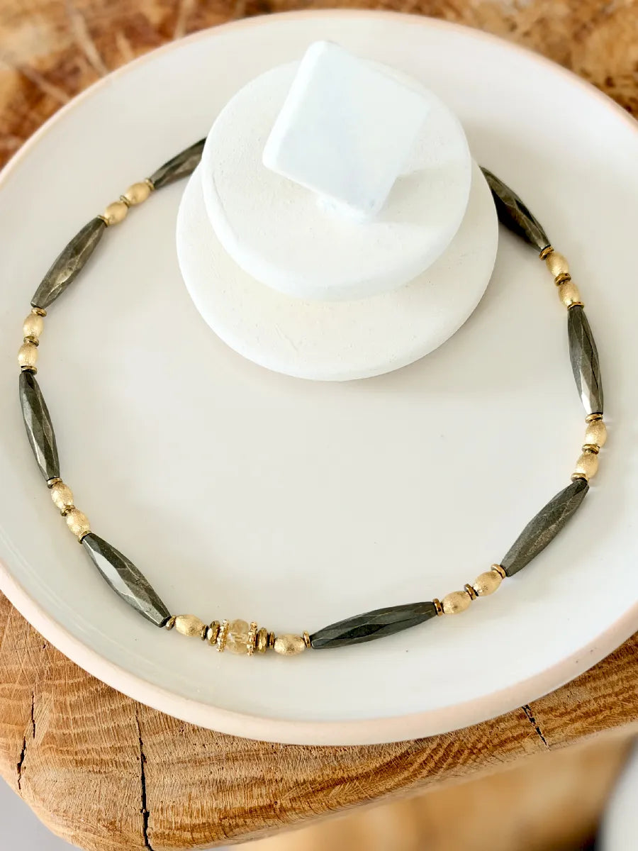 collier style vintage en perles longues de pyrite et citrine