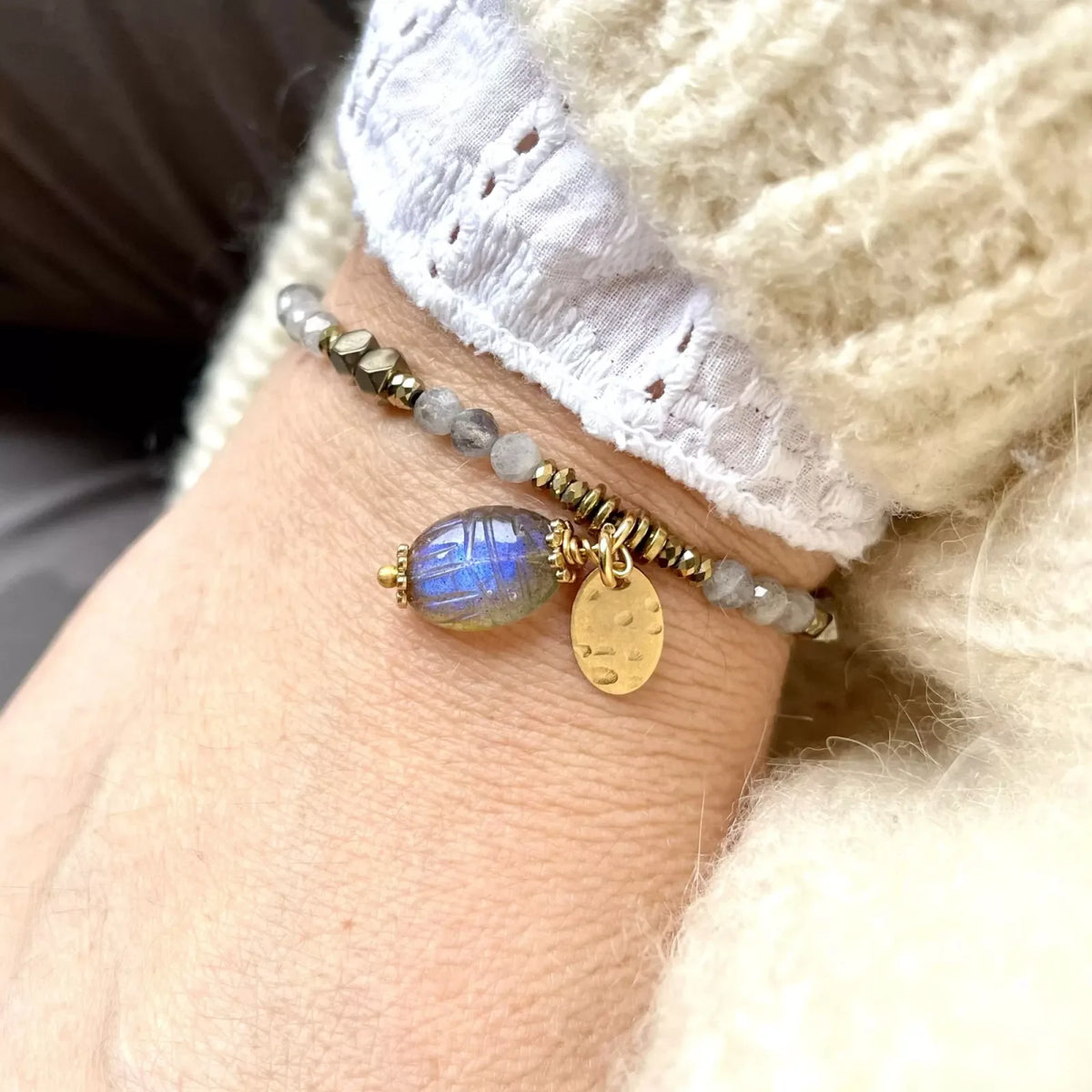 Bracelet en labradorite, vue 3 - Paulette Quincaillerie