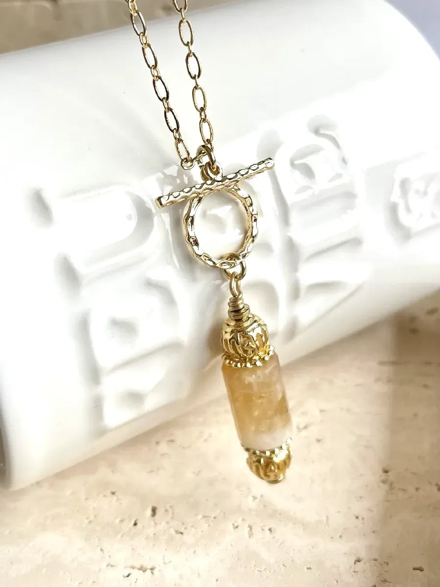 Sautoir en citrine, vue 3 - Paulette Quincaillerie