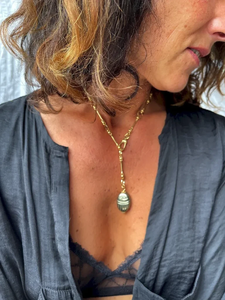 COLLIER SCARABEE PYRITE MAMOUNIA