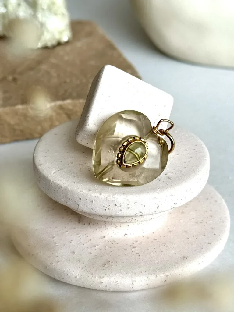 charms coeur quartz fumé