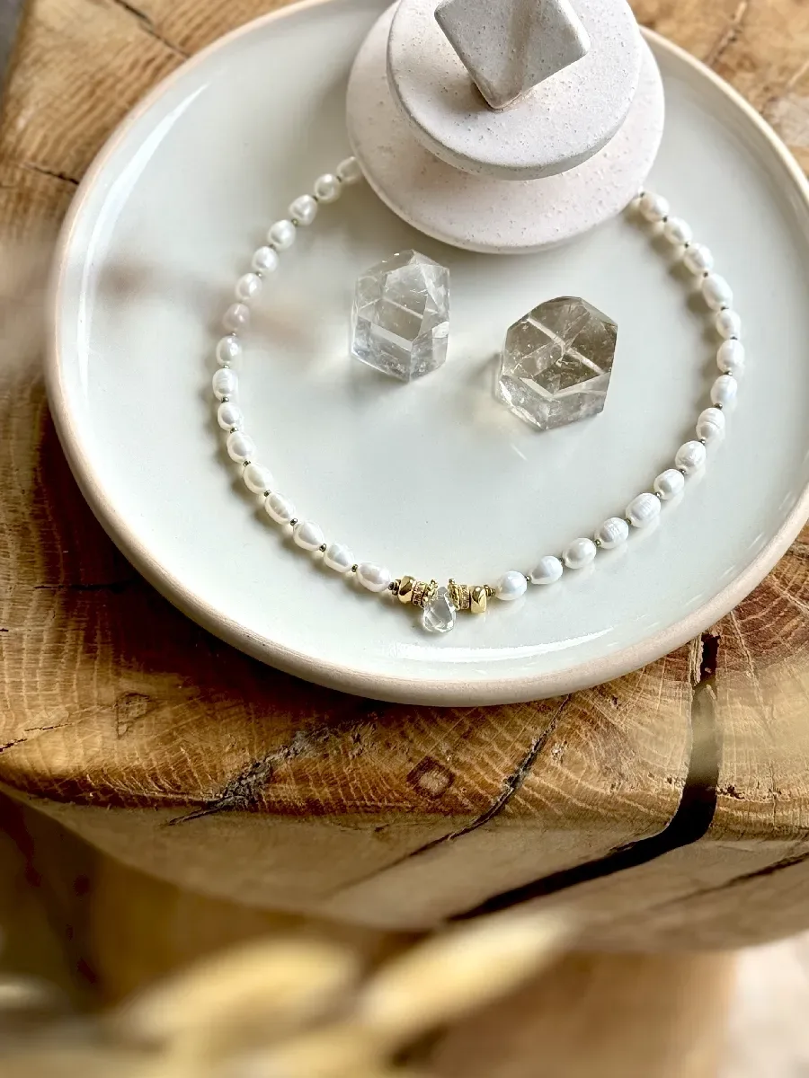 COLLIER PERLES D'EAU DOUCE CRISTAL DE ROCHE BETH
