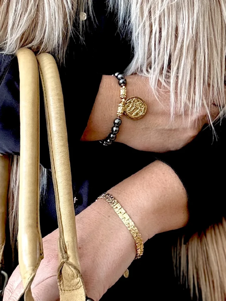bracelet roma hematites pierres-naturelles-paulettequincaillerie_35