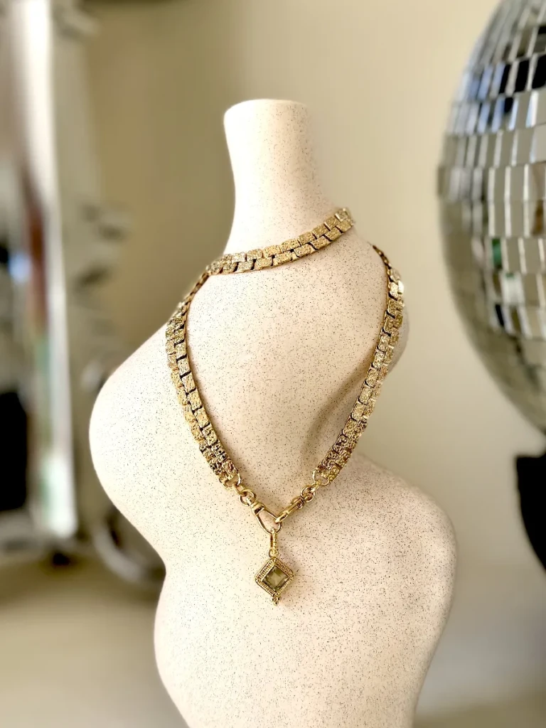 COLLIER CHAINE AUGUSTINE - Maille Croco – Image 9